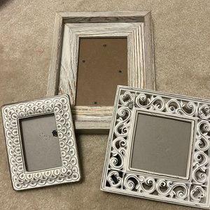 Set of three picture frames